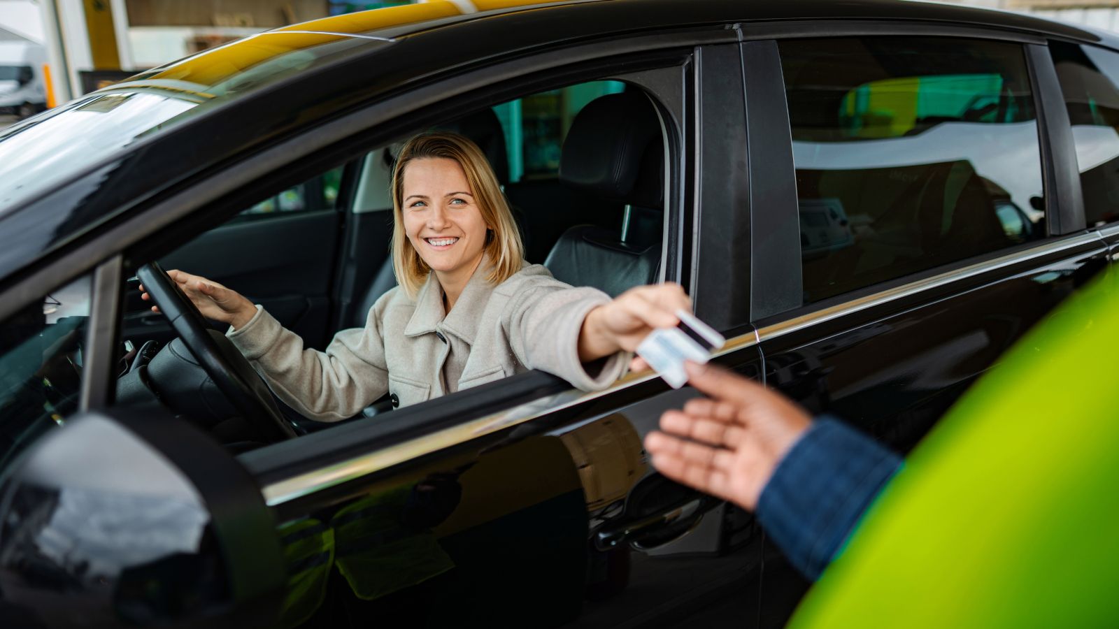 What Makes a Transparent Payment Processing Solution Better for Dealerships